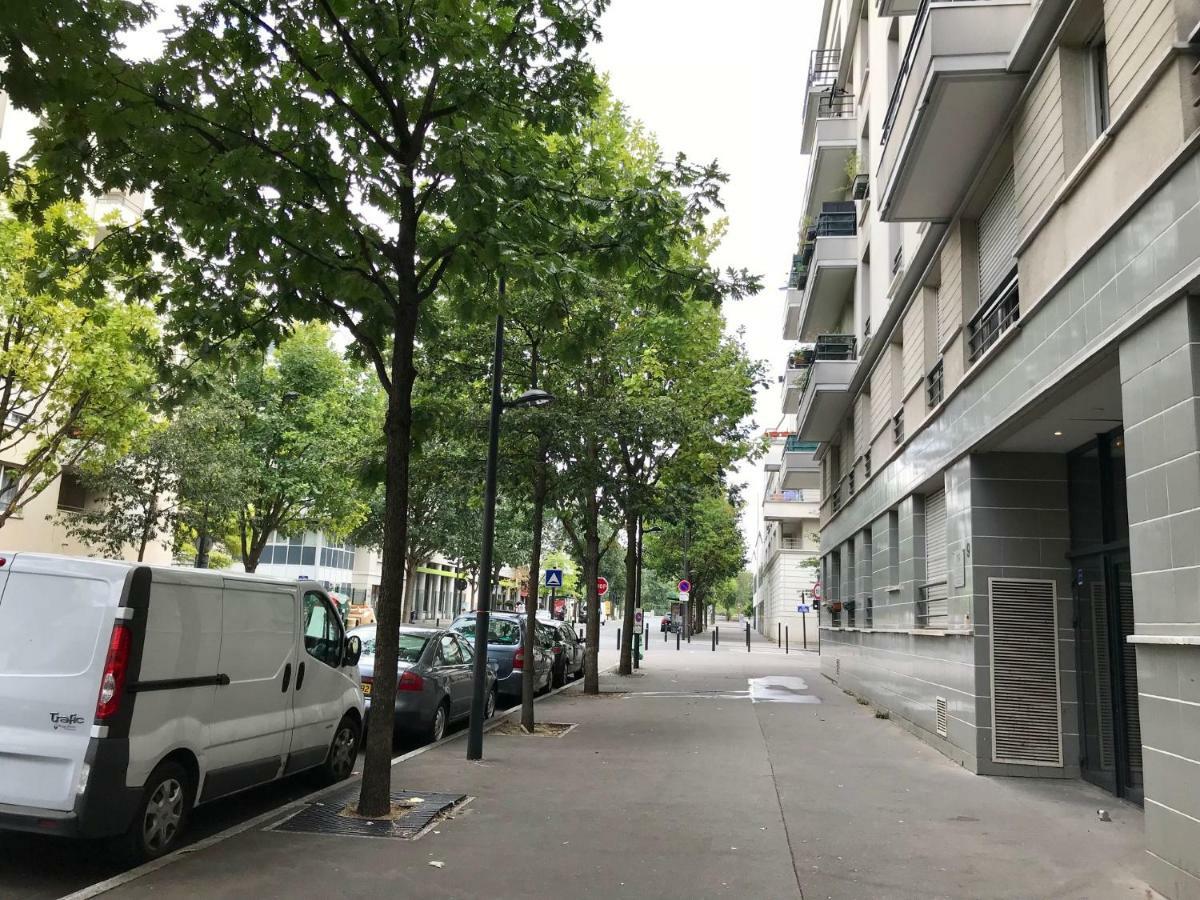 F2 Paris 10Eme Gare Du Nord - Stade De France - Parking Saint-Denis  Zewnętrze zdjęcie
